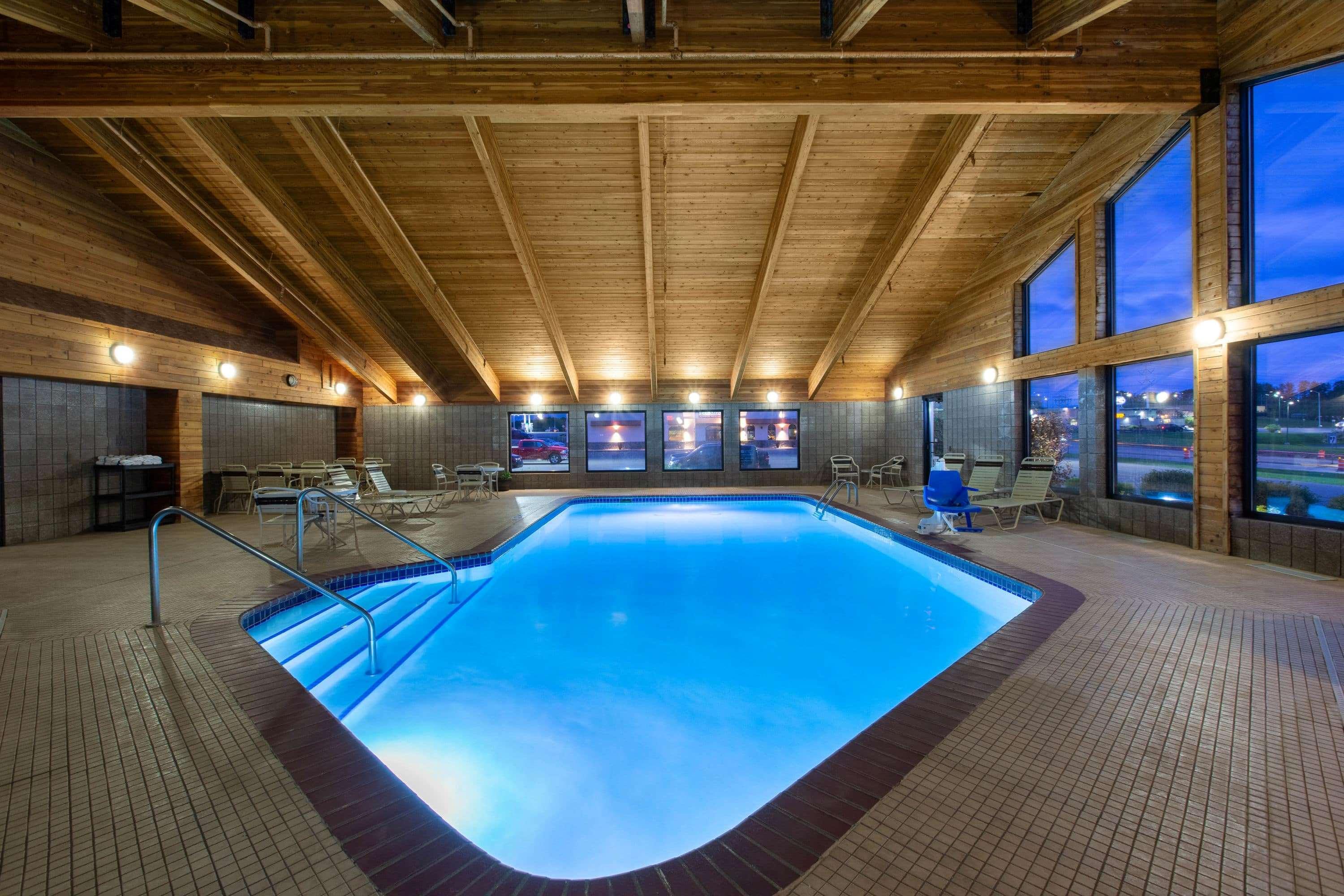 Americinn By Wyndham Merrill Exteriör bild